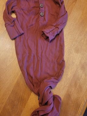Baby Knot Gown in Plum Ribbed Knit